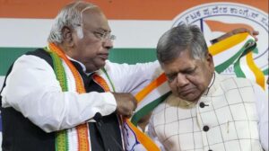 Former Karnataka Chief Minister Jagadish Shettar returns to BJP, causing another surprise for Congress.