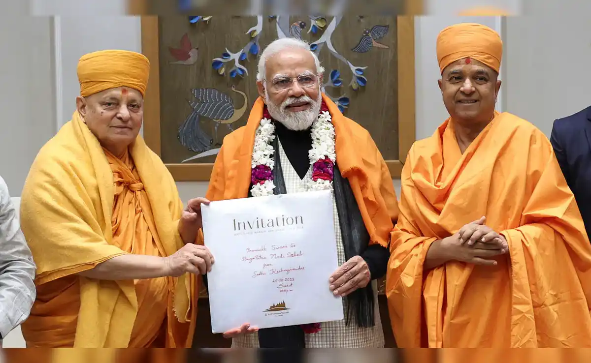 Modi to inaugurate Hindu temple ahead of elections.