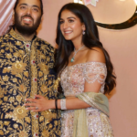 Mukesh Ambani makes puja, priests take photos with couple at Anant Ambani-Radhika Merchant's mehendi