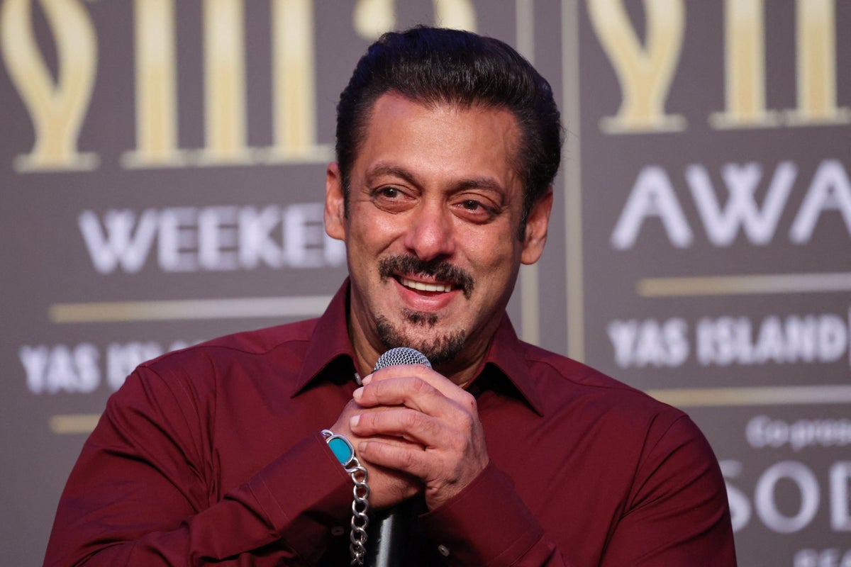 Salman Khan 'shows no sign of stress' in his first IG post since firing incident outside Mumbai home. Watch